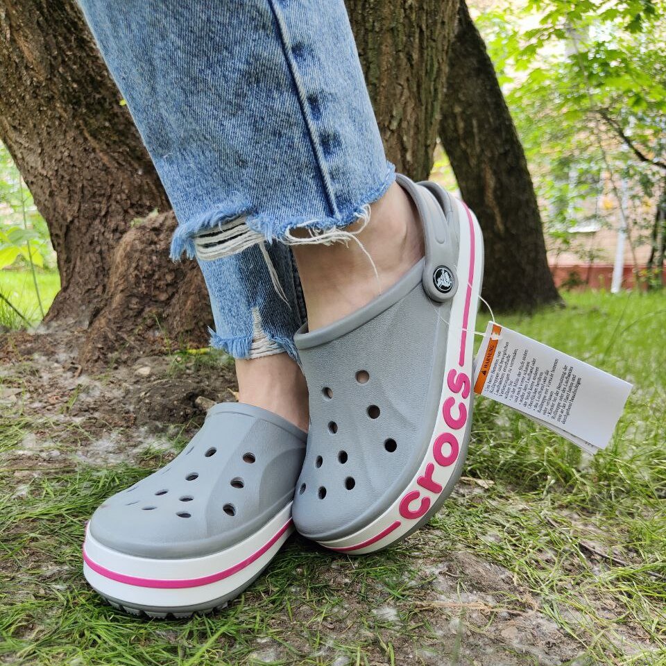 bazar-best-crocs-bayband-gray-pink-205089-44.jpg?1737134891551