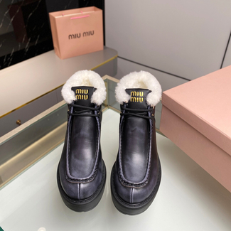 Кожаные ботинки с мехом MIU MIU, Размер: 35