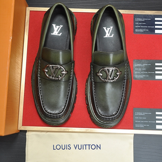 Лоферы Louis Vuitton Green, Размер: 42